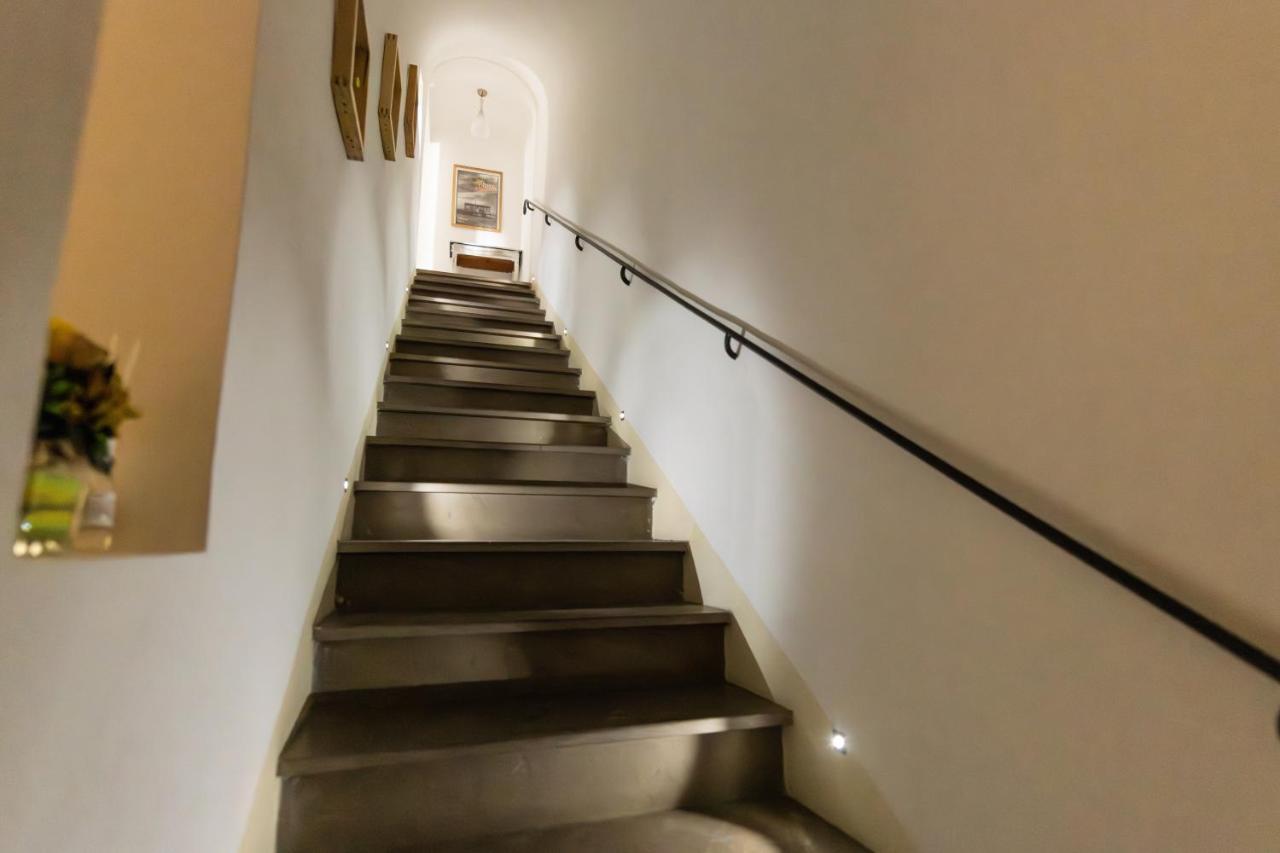 Terrazza Dei Sarti Central Volterra Penthouse 6 Beds & More Apartment Exterior photo